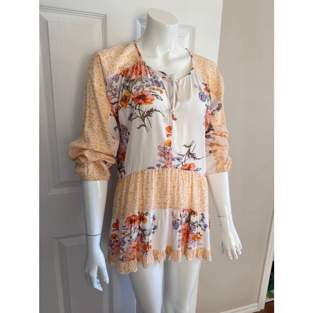 Fun American Eagle Dress M White Yellow multi coloured Floral flowing boho